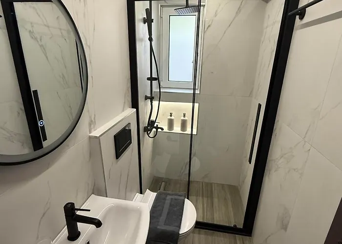 Elian Center アパート *